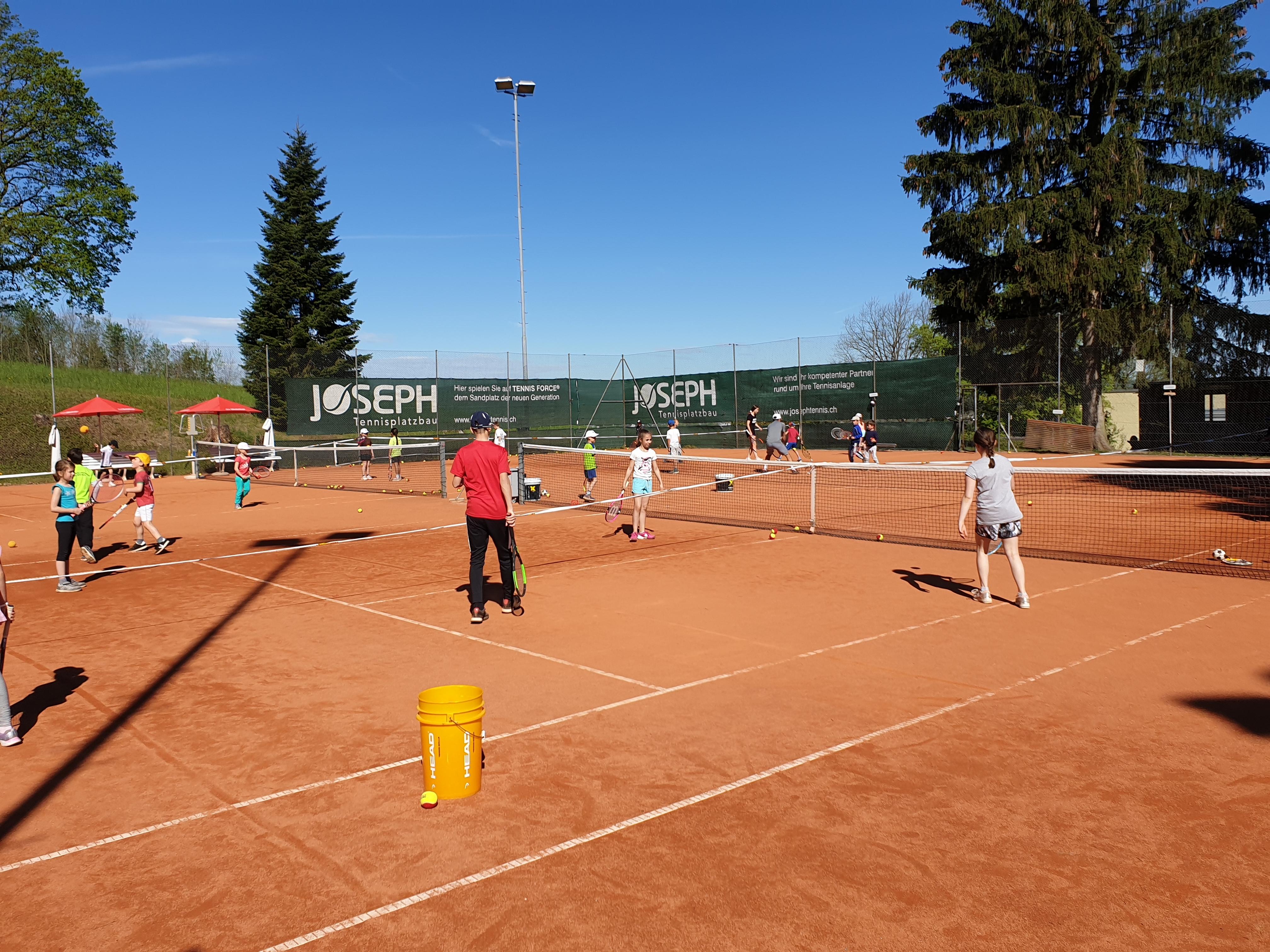 Tennisschule | yellow tennis club